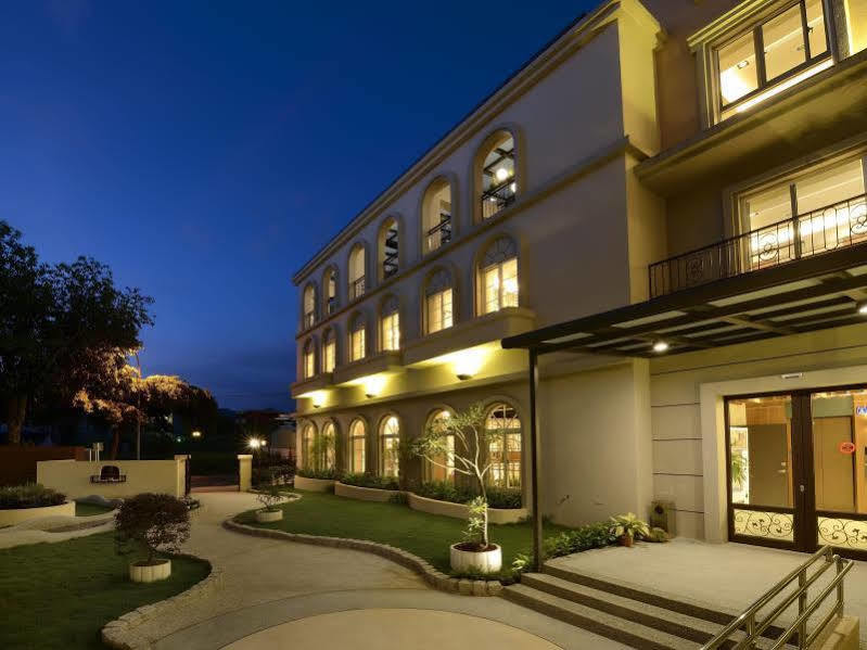 Caffir Garden Hotel Jiji Exterior foto
