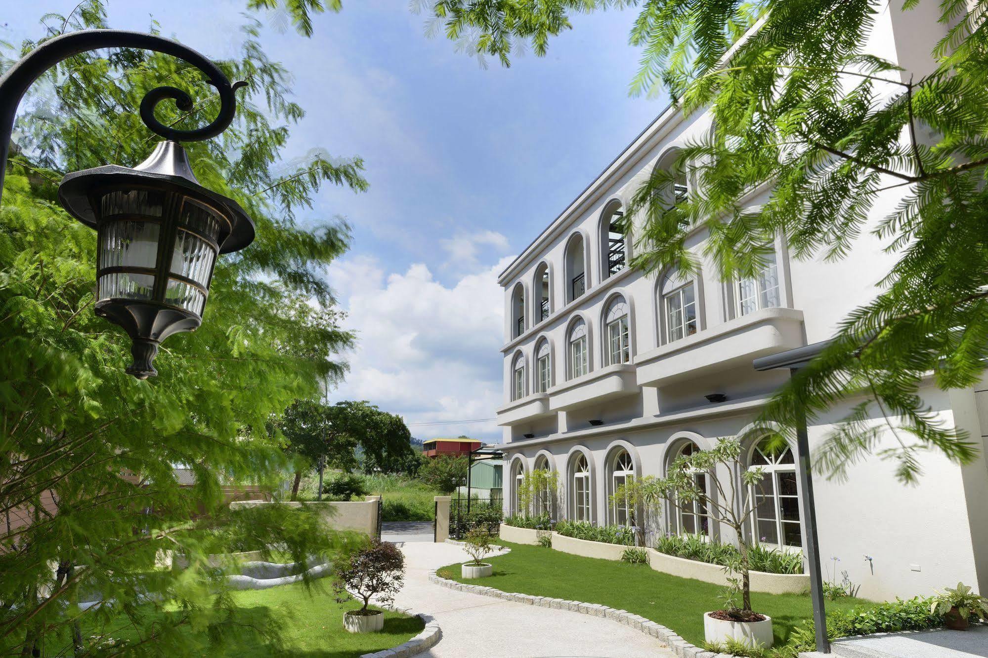 Caffir Garden Hotel Jiji Exterior foto